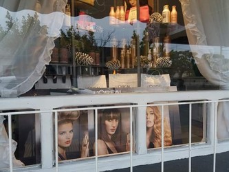 PELUQUERÍA MARIO COIFFEUR 