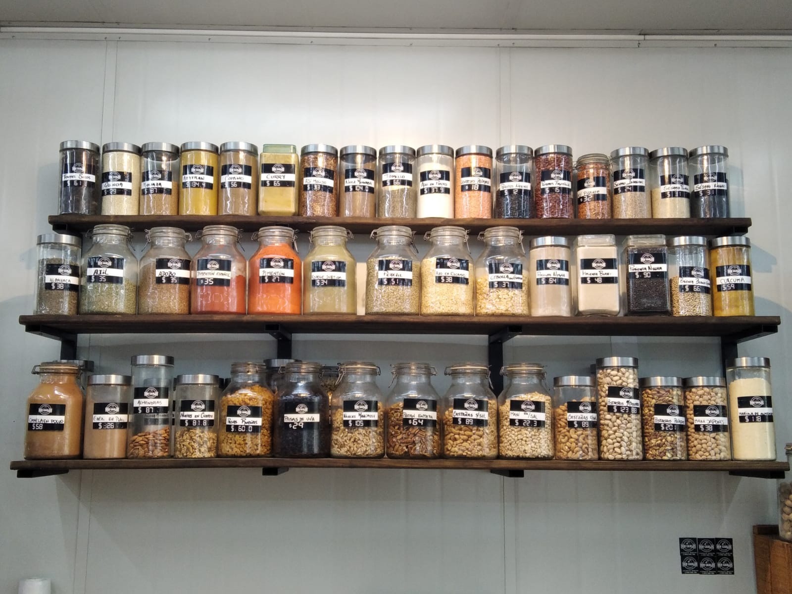 FIAMBRERÍA Y ALMACEN DON CARLOS  