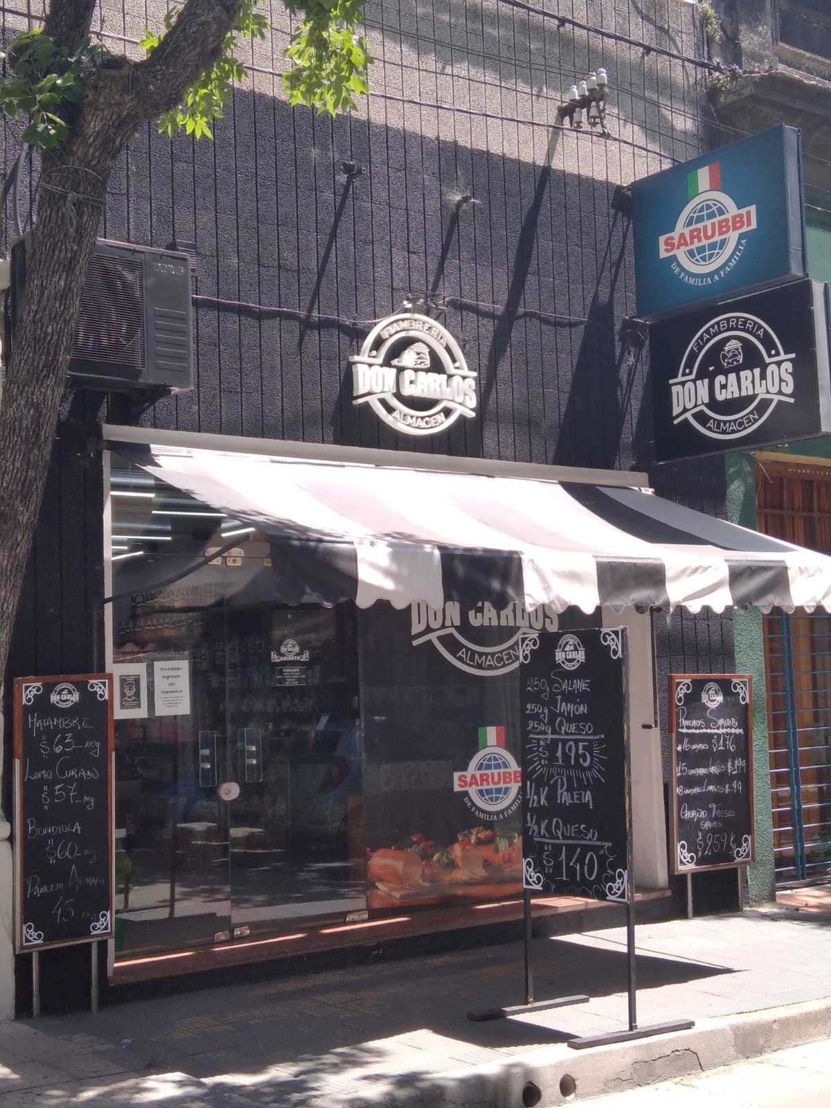 FIAMBRERÍA Y ALMACEN DON CARLOS  