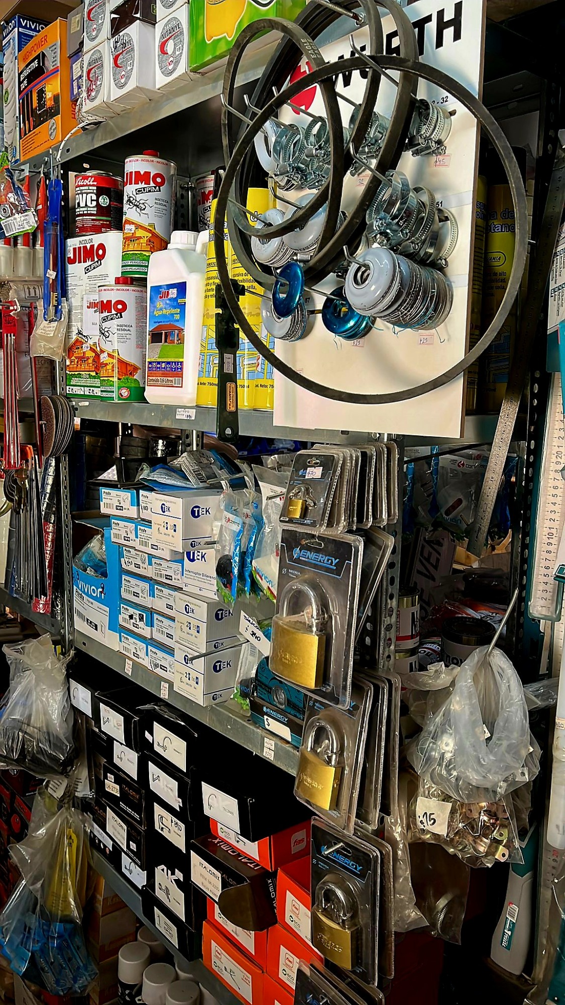 BARTOLO VENTA DE MATERIALES Y FERRETERIA  