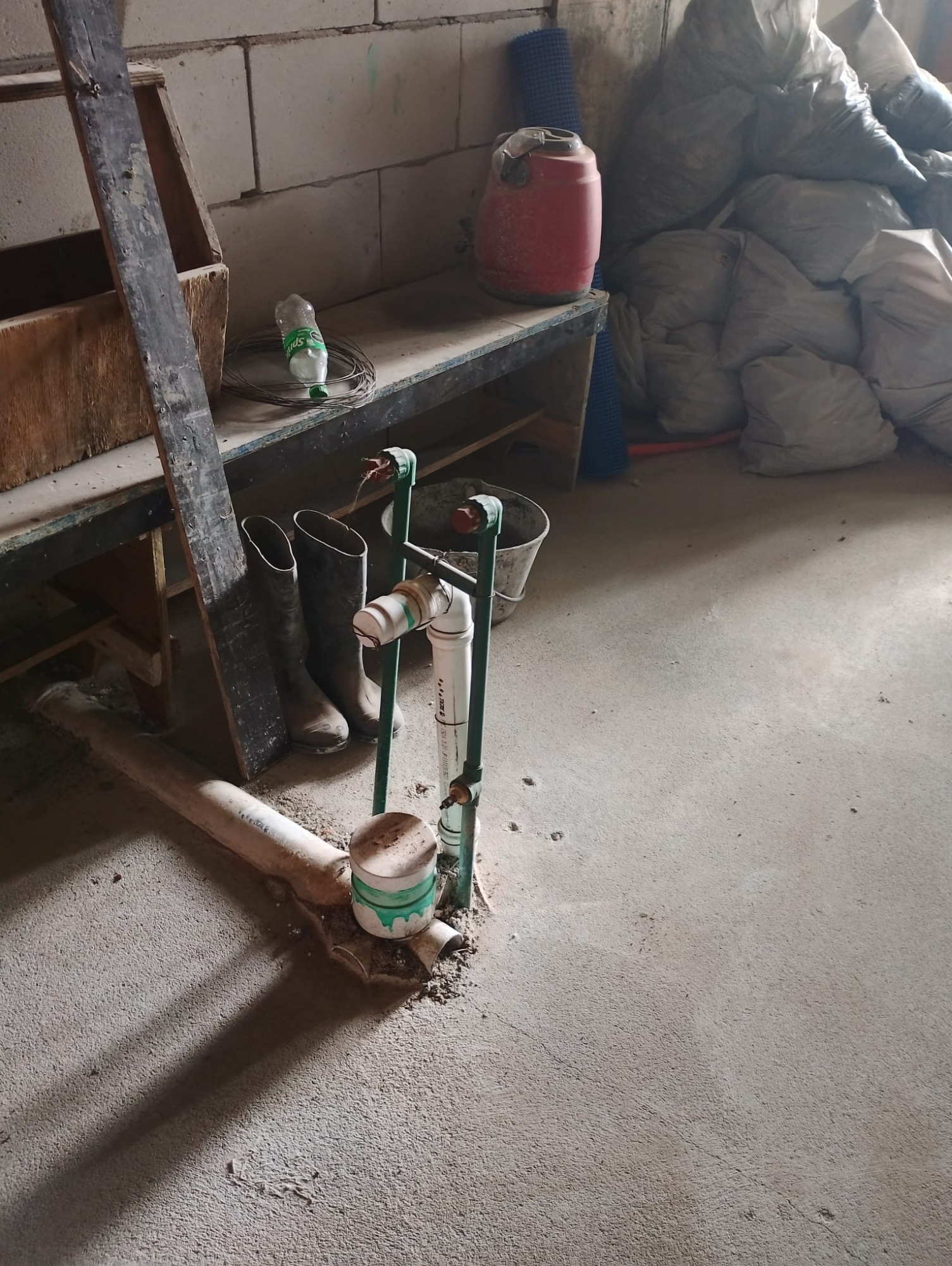 Lujo Soluciones en Mantenimiento Lujo Soluciones en Mantenimiento REFORMAS VIVIENDAS
REPARACIONES AIRE ACONDICIONADO