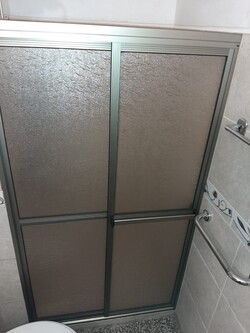 ALUMINIO MARCELO Mampara de acrílico 