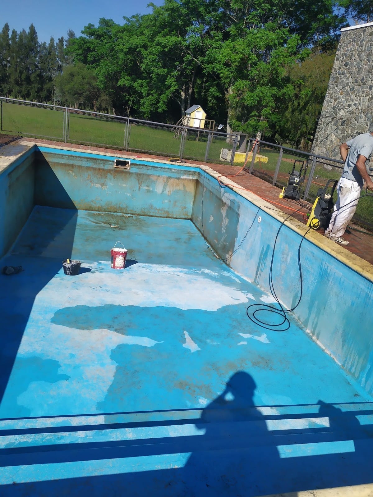 PINTURAS HUGO MARZOA  