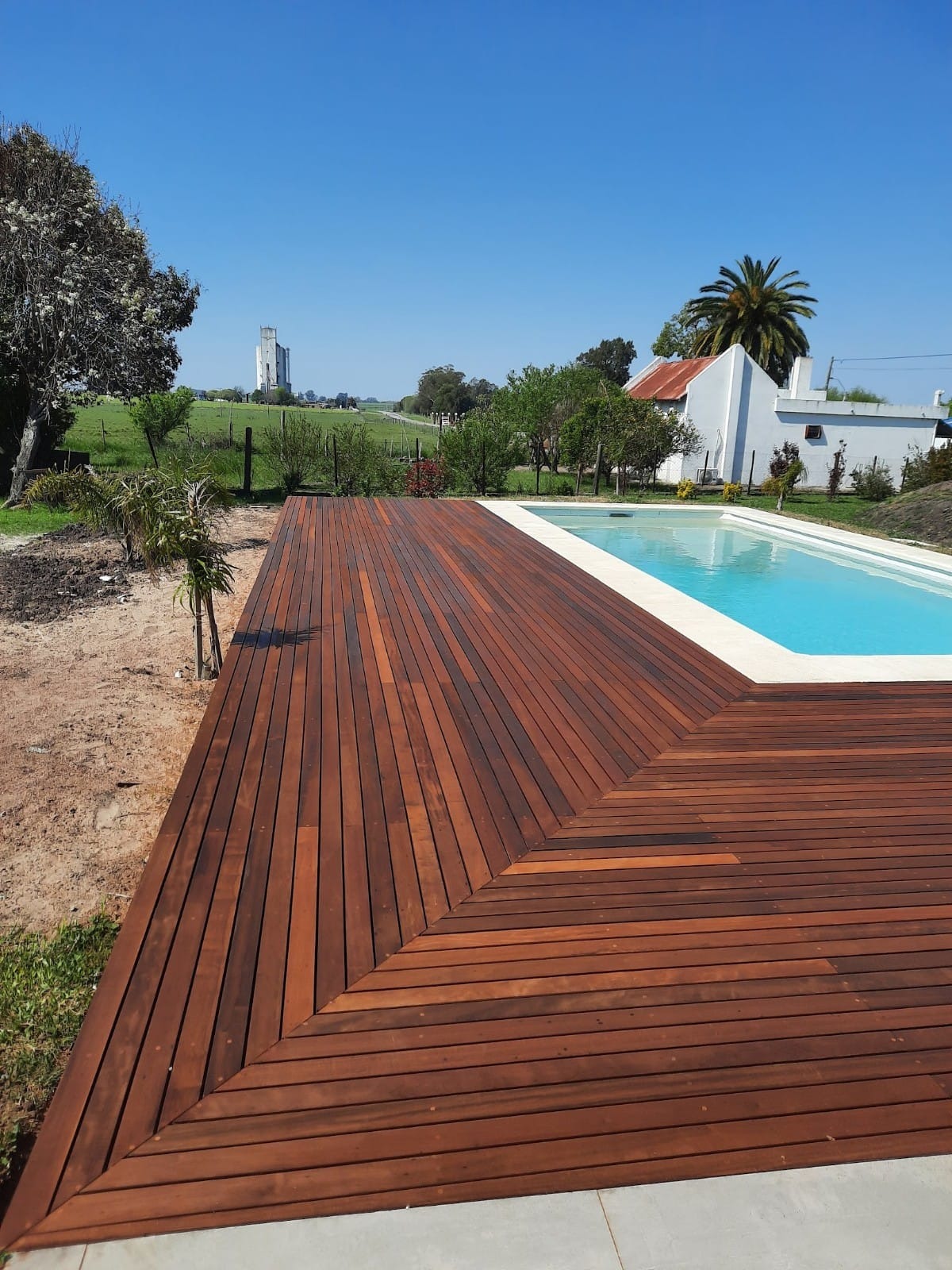 PINTURAS HUGO MARZOA  