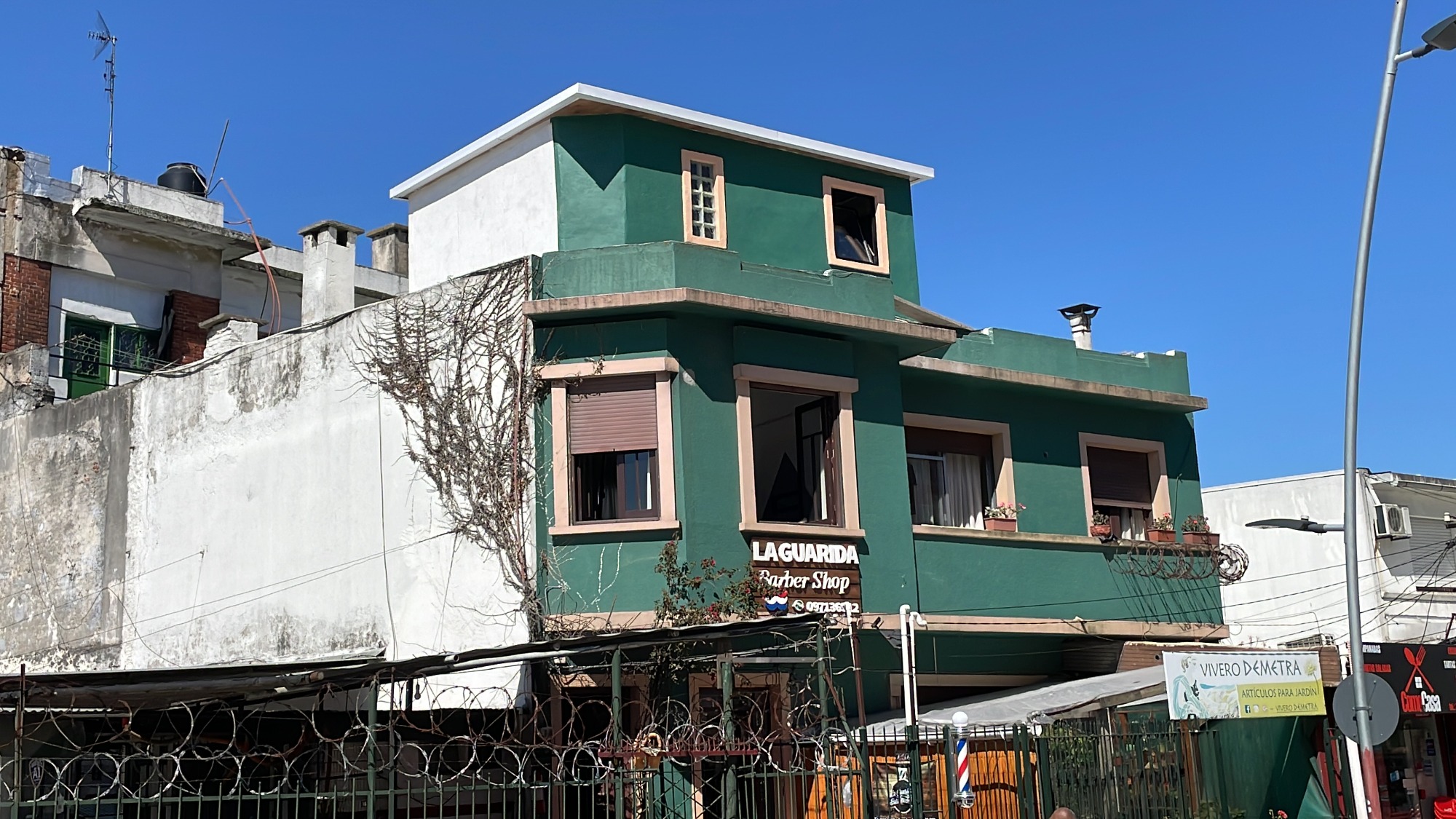 REFORMAR O CONSTRUIR EN ALTURA  seguridad 
estilo