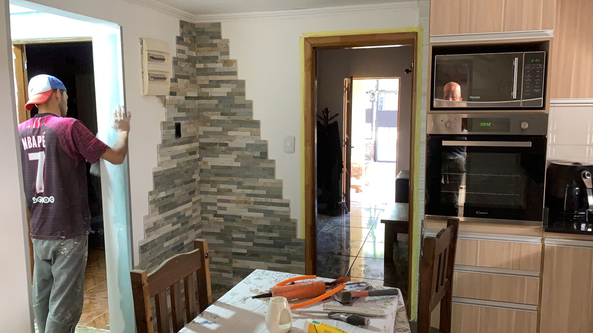 REFORMAR O CONSTRUIR REVESTIMIENTOS   en piedra natural