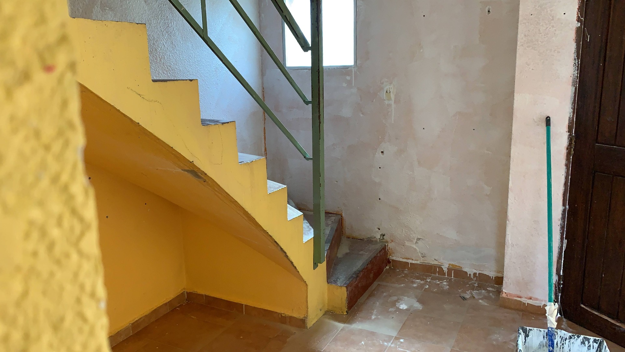 REFORMAR O CONSTRUIR ESCALERAS  en el lugar