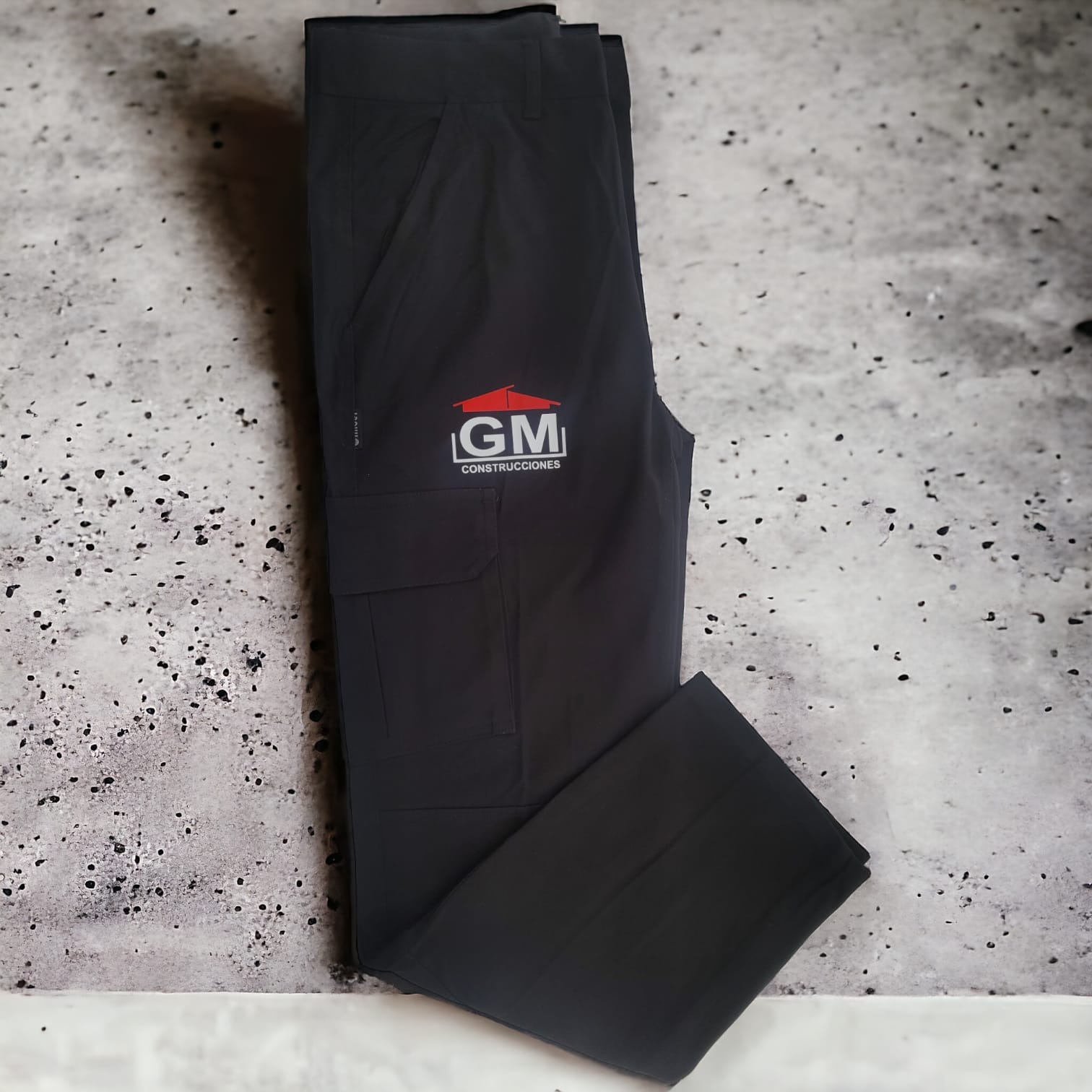 CUSTOM DESING STUDIO  