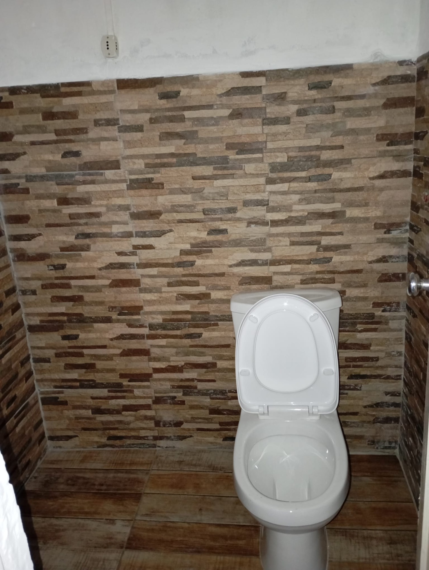 INMOBILIARIA LORENA LA PAZ  