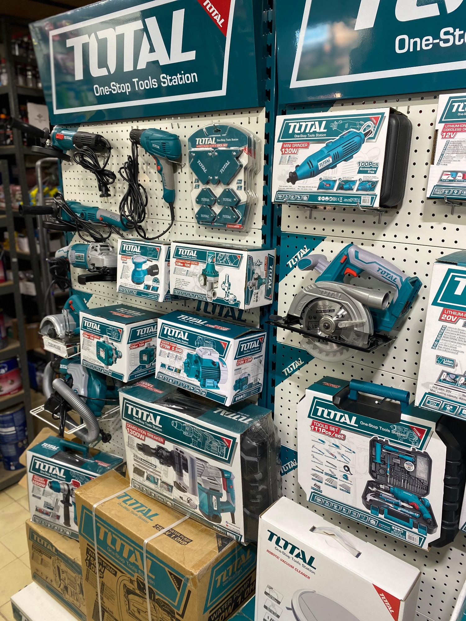 FERRETERIA Y BARRACA DECA  