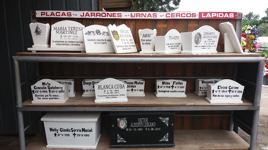 FLORERIA MODELO MARMOLERIA  