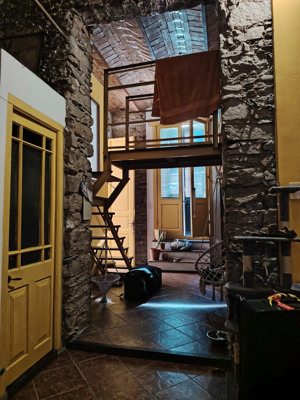 WALTER CUBELLI Walter Cubelli PORTONES AUTOMATICOS
REJAS
CORTINAS DE ENROLLAR
MA