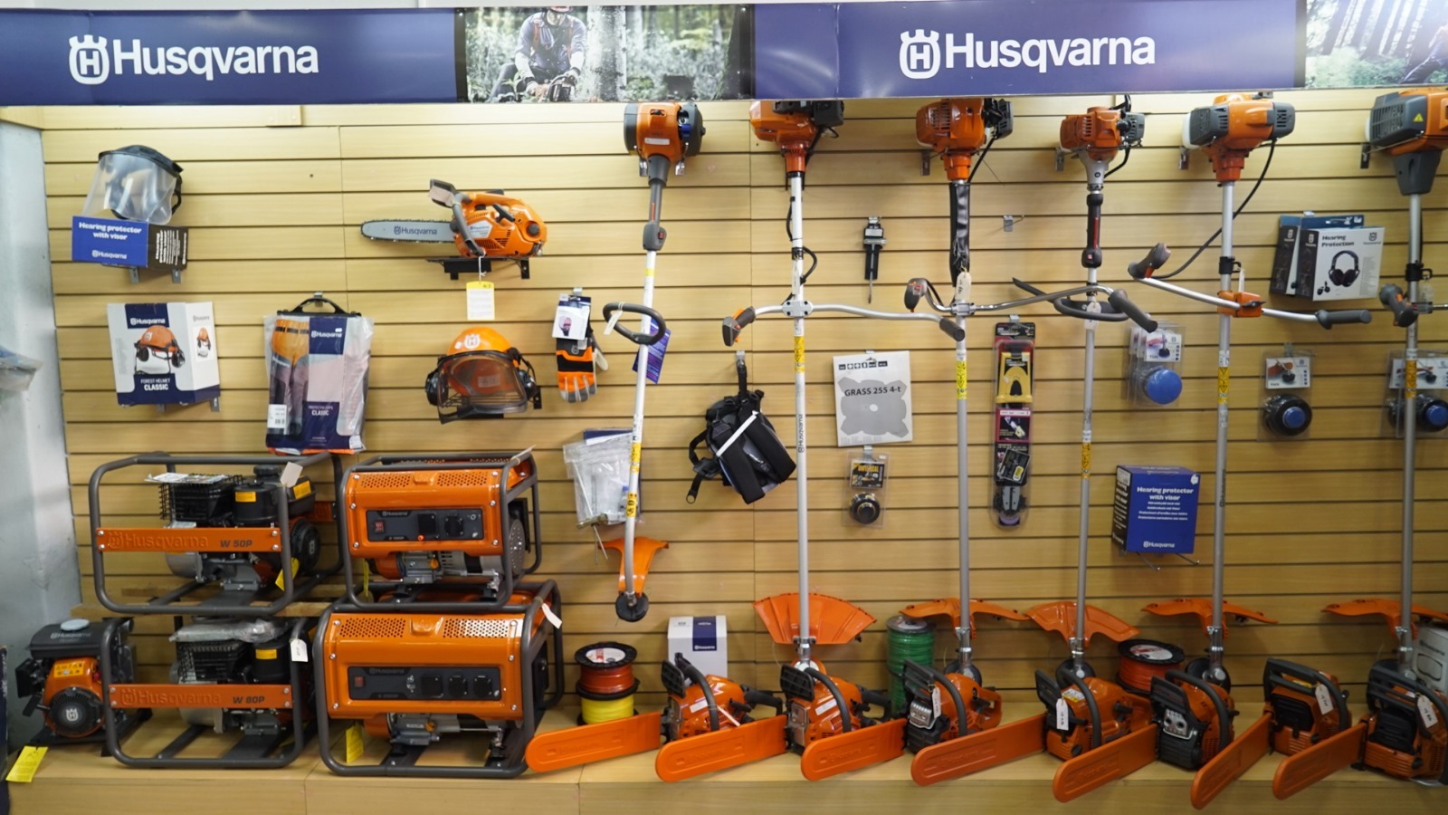 AGROPECUARIA EL HORNERO AGROPECUARIA EL HORNERO Variedad de productos agrícolas para ofrecer.

Sem