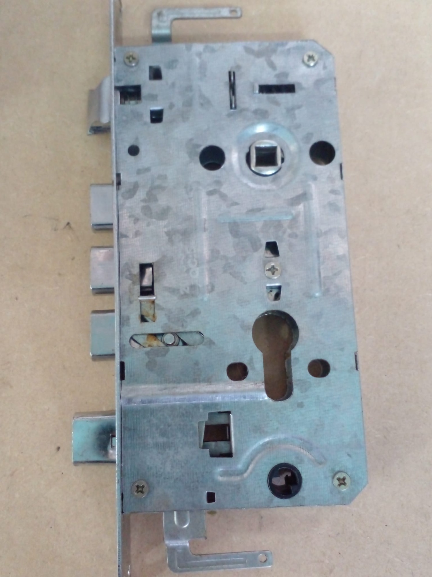 Cerrajería Avenida Cerradura para puertas, seguridad que tenemos en mercado 