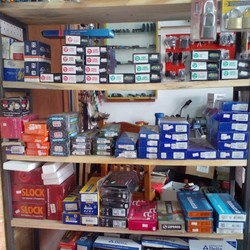 Cerrajería Avenida Cerraduras de diversas medidas y marcas