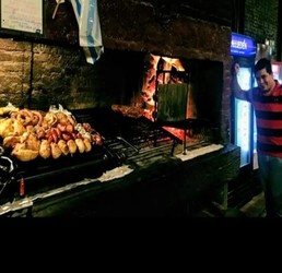 LA RUEDA DEL CENTRO PARRILLADA LA RUEDA 
