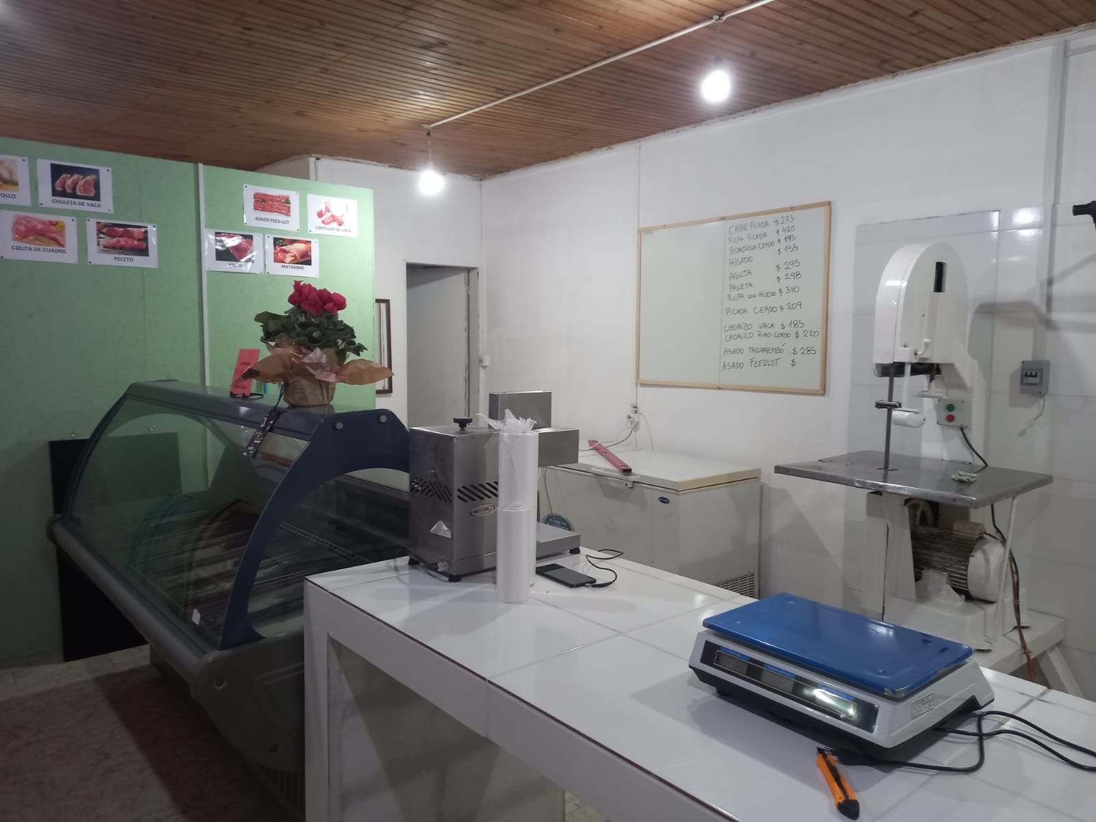 CARNICERÍA LA ESPERANZA  