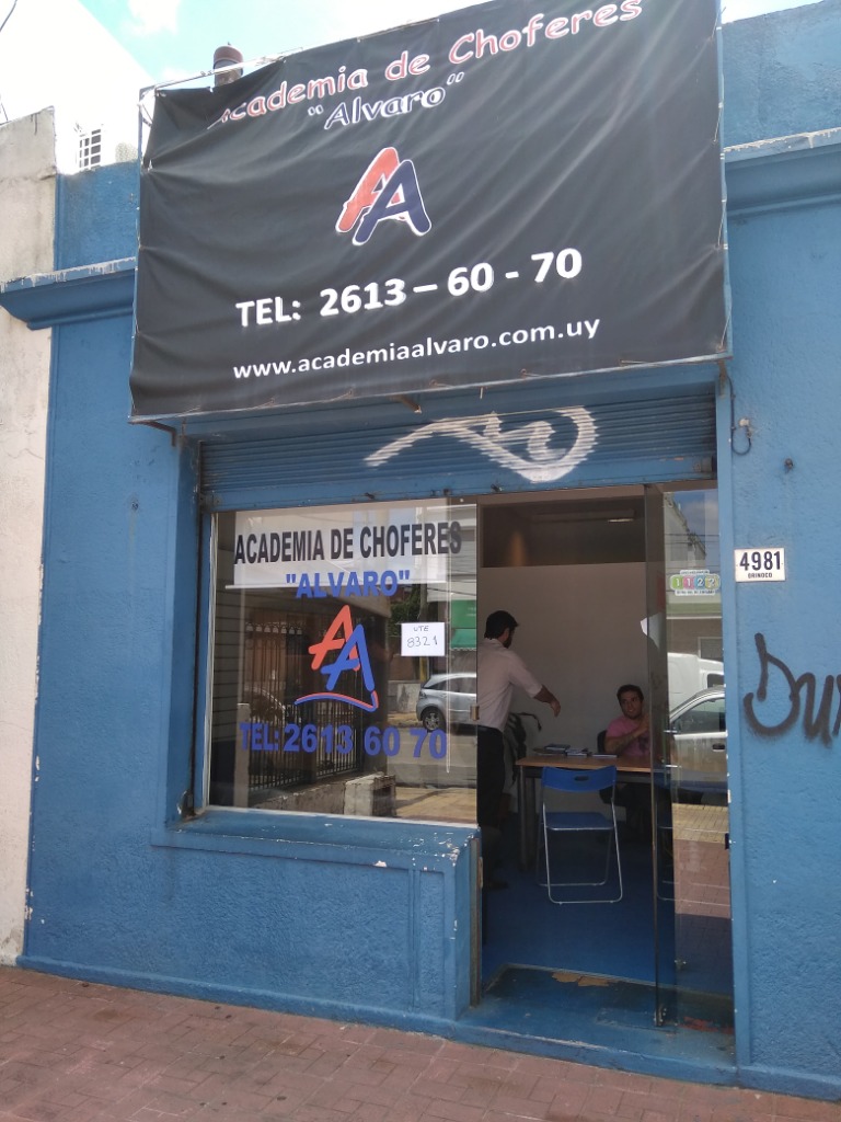 ACADEMIA DE CHOFERES ALVARO  