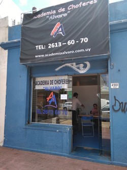 ACADEMIA DE CHOFERES ALVARO 