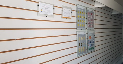 ACADEMIA DE CHOFERES ALVARO 