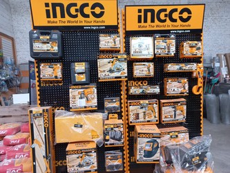 BARRACA Y FERRETERIA MASTER 10 