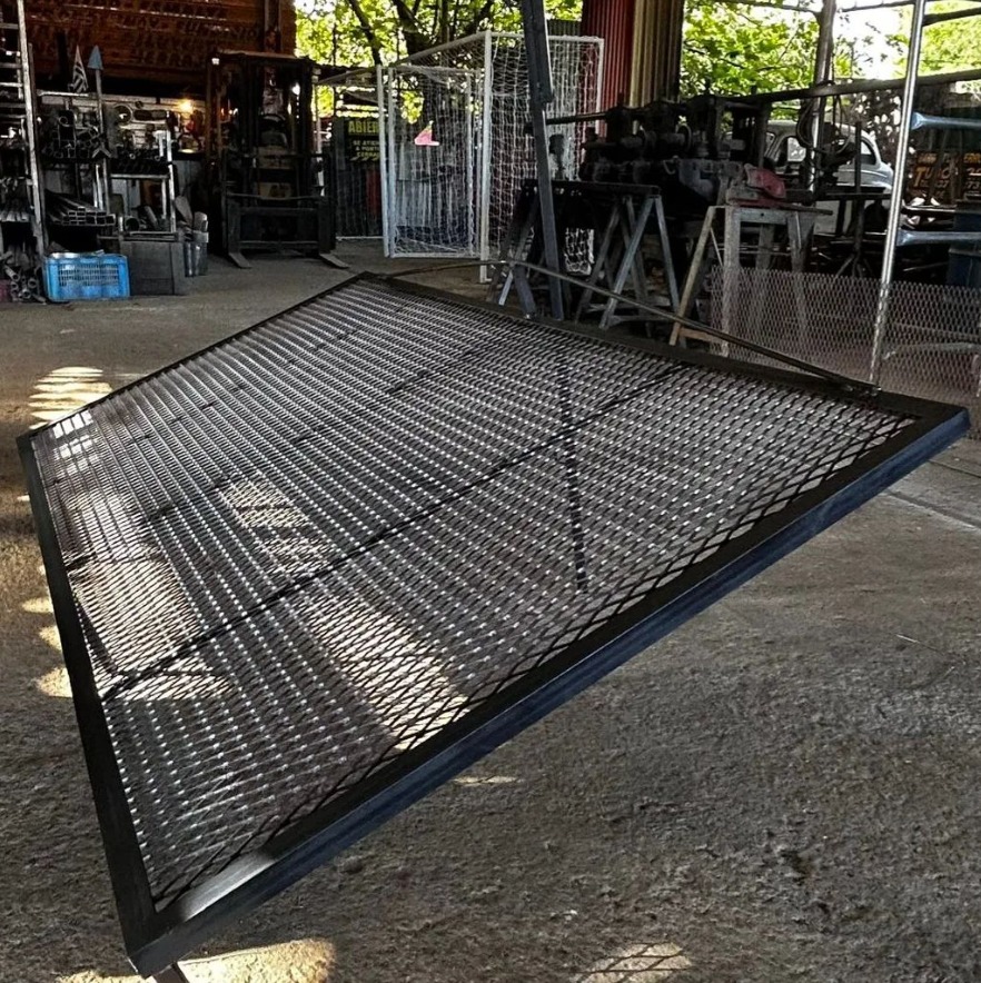 BARRACA DE HIERROS 19-4  