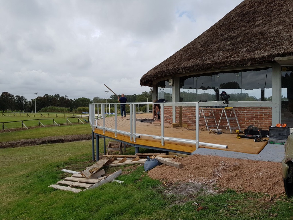 ALFLA ALUMINIOS Construcción de barbacoa 