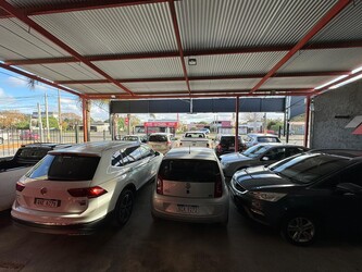 CANELÒN CHICO AUTOMOVILES 