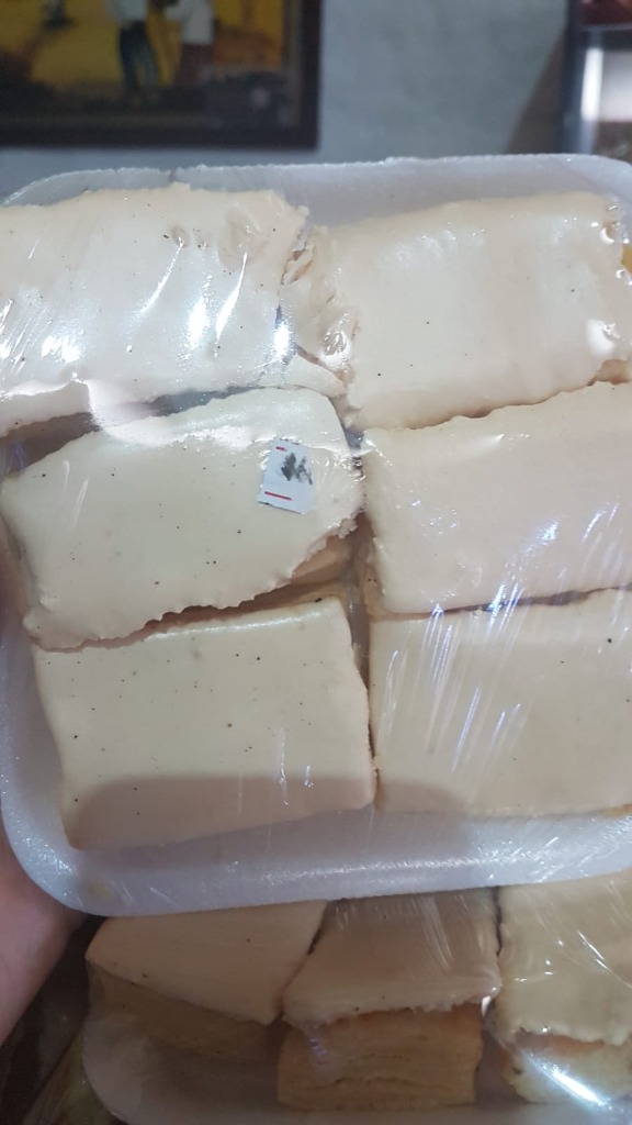 PANADERÍA Y CONFITERÍA EXQUISITECES  