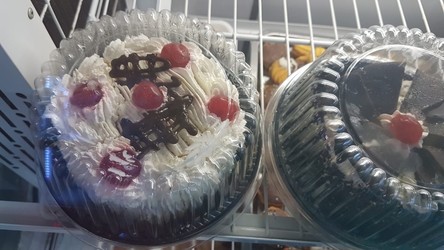 PANADERÍA Y CONFITERÍA EXQUISITECES 