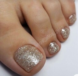 DE LAS MANOS A LOS PIES BIENESTAR INTEGRAL Esmaltado