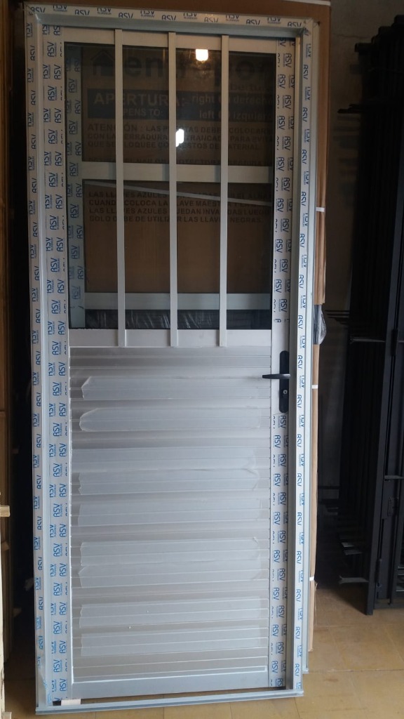 GUSTAVO ANDAMIOS Puertas aluminio 