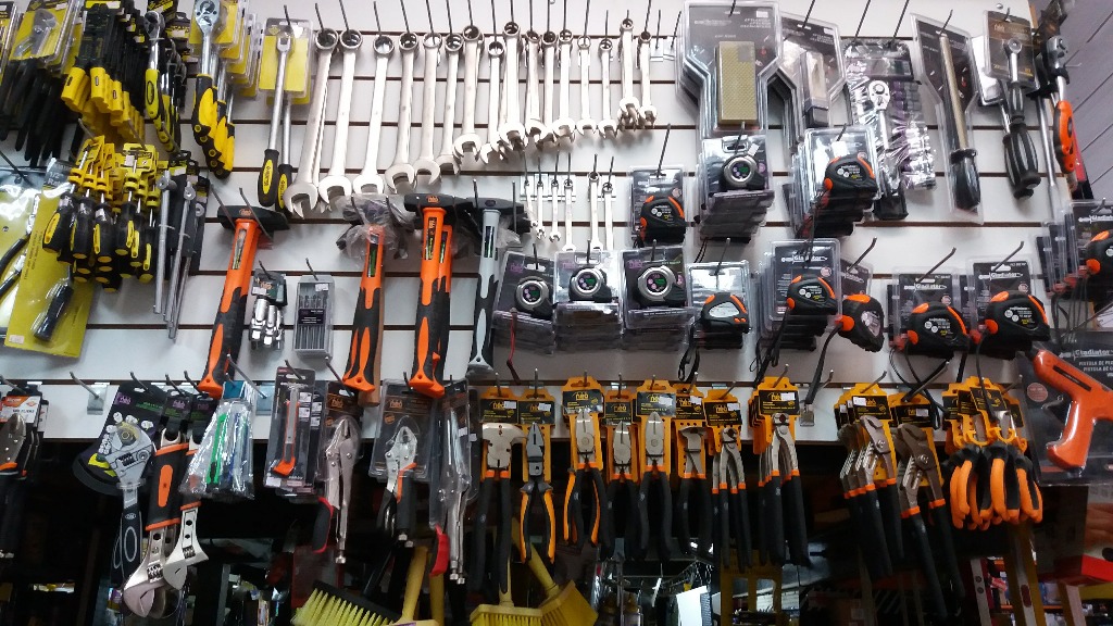 BARRACA ARMANDO UGON  