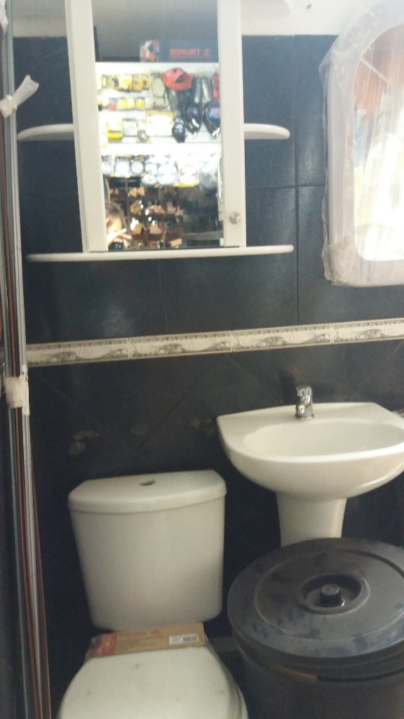 BARRACA ARMANDO UGON  