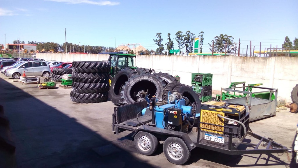 MARSOL CAR SERVICE Recuperación Recuperación  ,  venta de neumáticos mecánica pesa