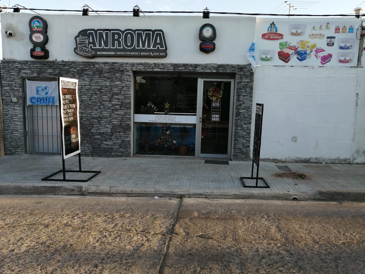 DISTRIBUIDORA ANROMA  