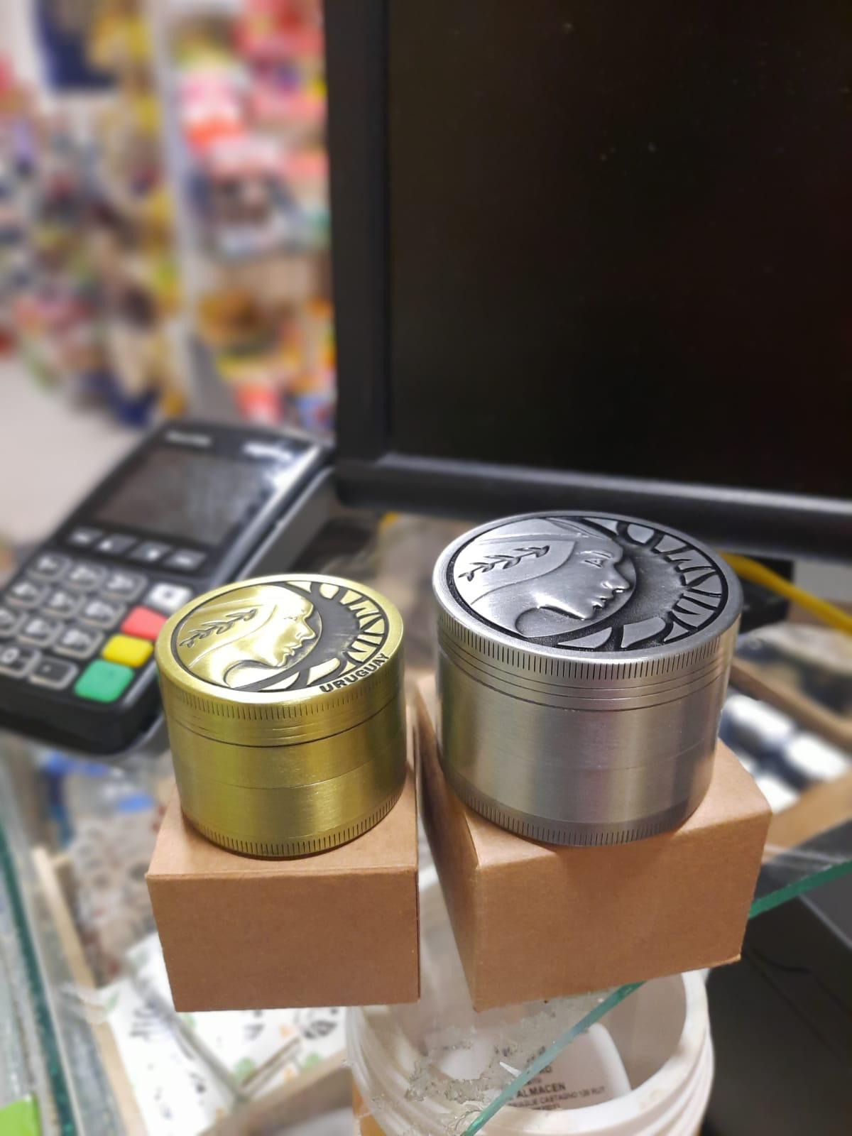 EL ALMACÉN Desmorrugadores 