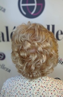 SALÓN DE BELLEZA AG 