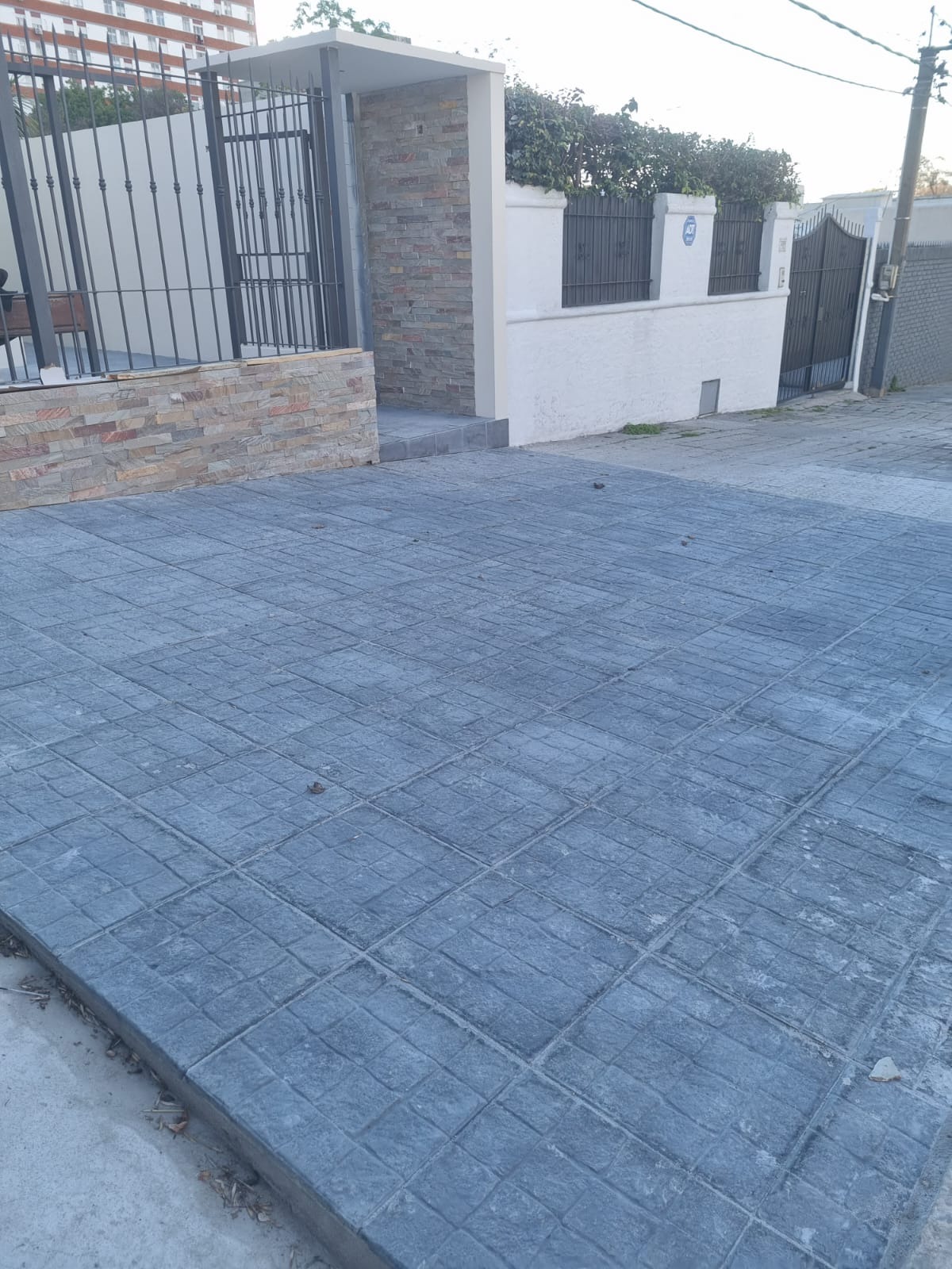 GM CONSTRUCCIONES Despues de fachada en vivienda 