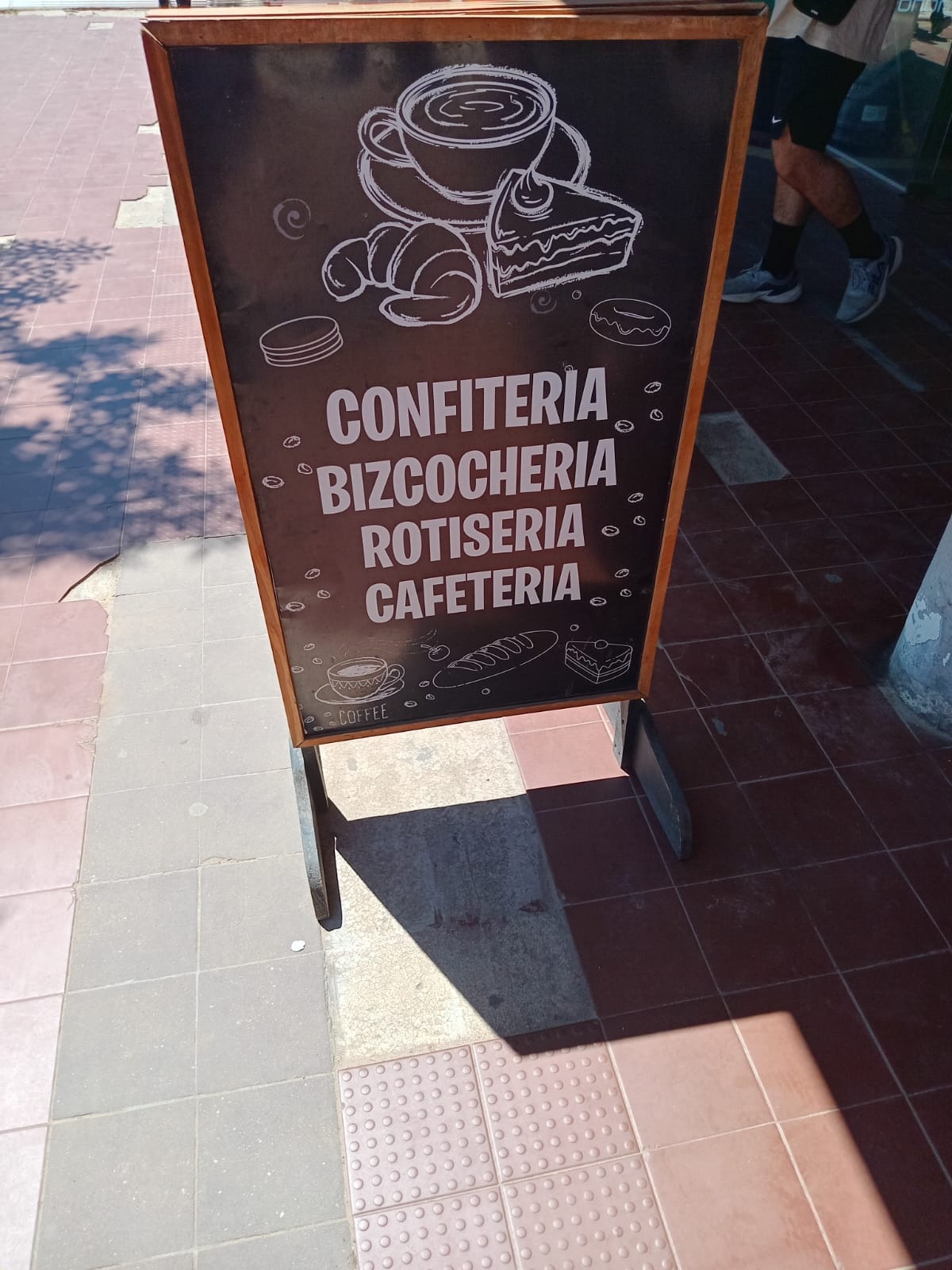 PANADERIA LOS MANJARES  