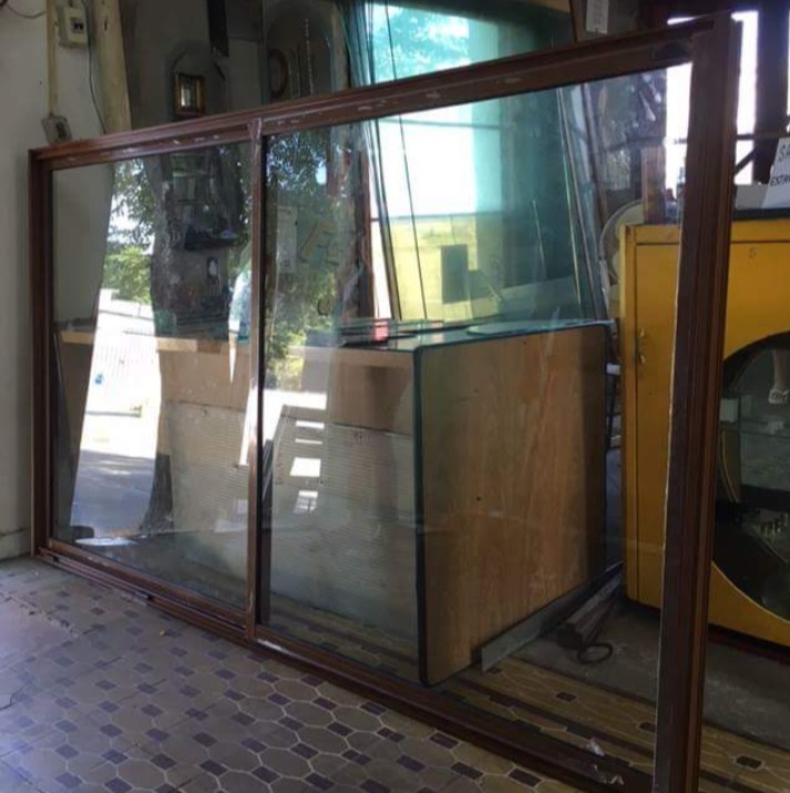 VIDRIERIA COMERCIO Vidrieria Comercio  