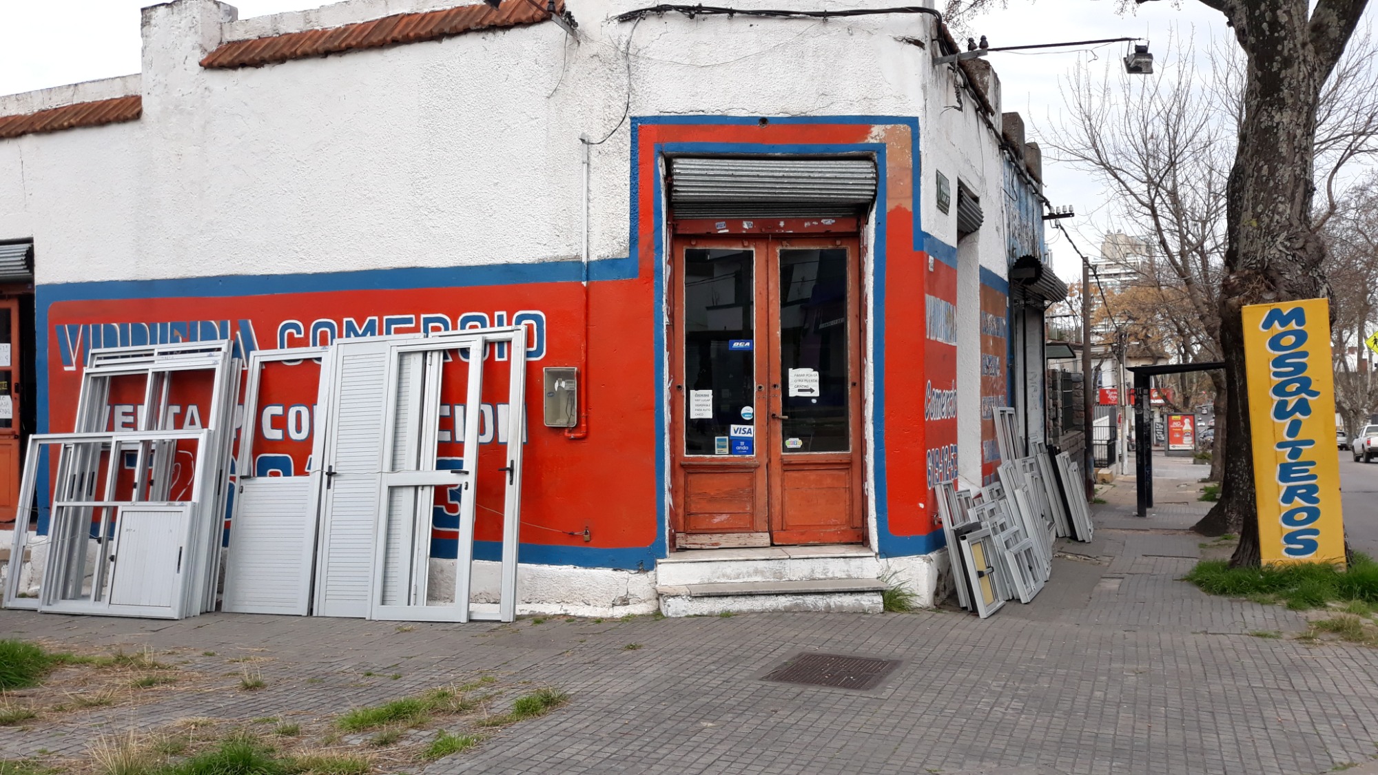 VIDRIERIA COMERCIO Vidrieria Comercio  