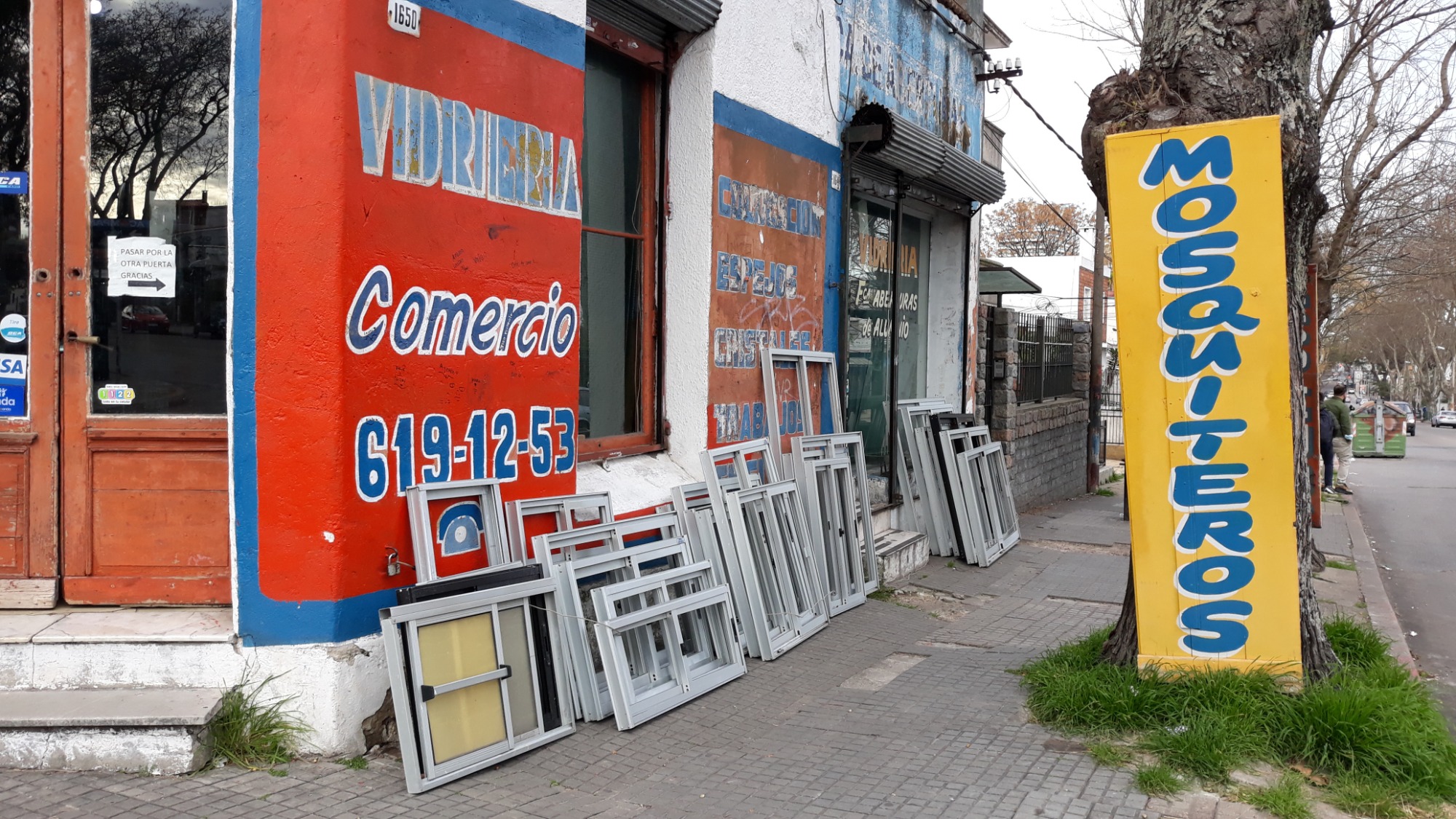 VIDRIERIA COMERCIO Vidrieria Comercio 