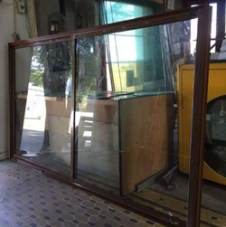 VIDRIERIA COMERCIO Vidrieria Comercio 