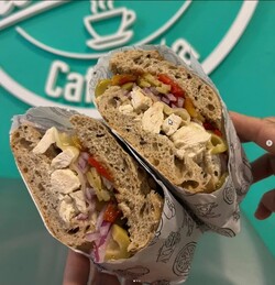 CAFETERÍA ENTRE AMIGAS 