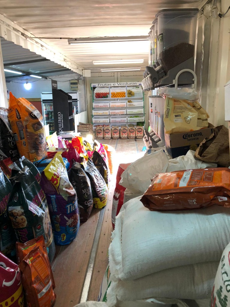 AGROPECUARIA 101 Y AUTOSERVICE  