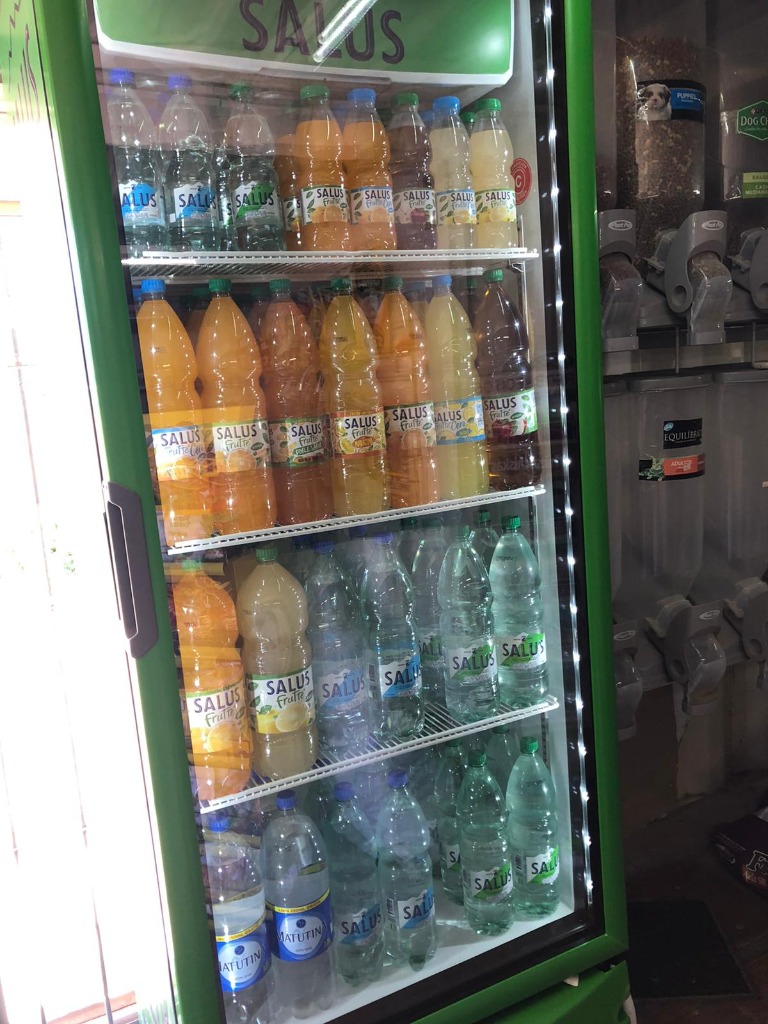 AGROPECUARIA 101 Y AUTOSERVICE  