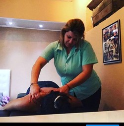 LORENA SEDARRI QUIROPRAXIA 