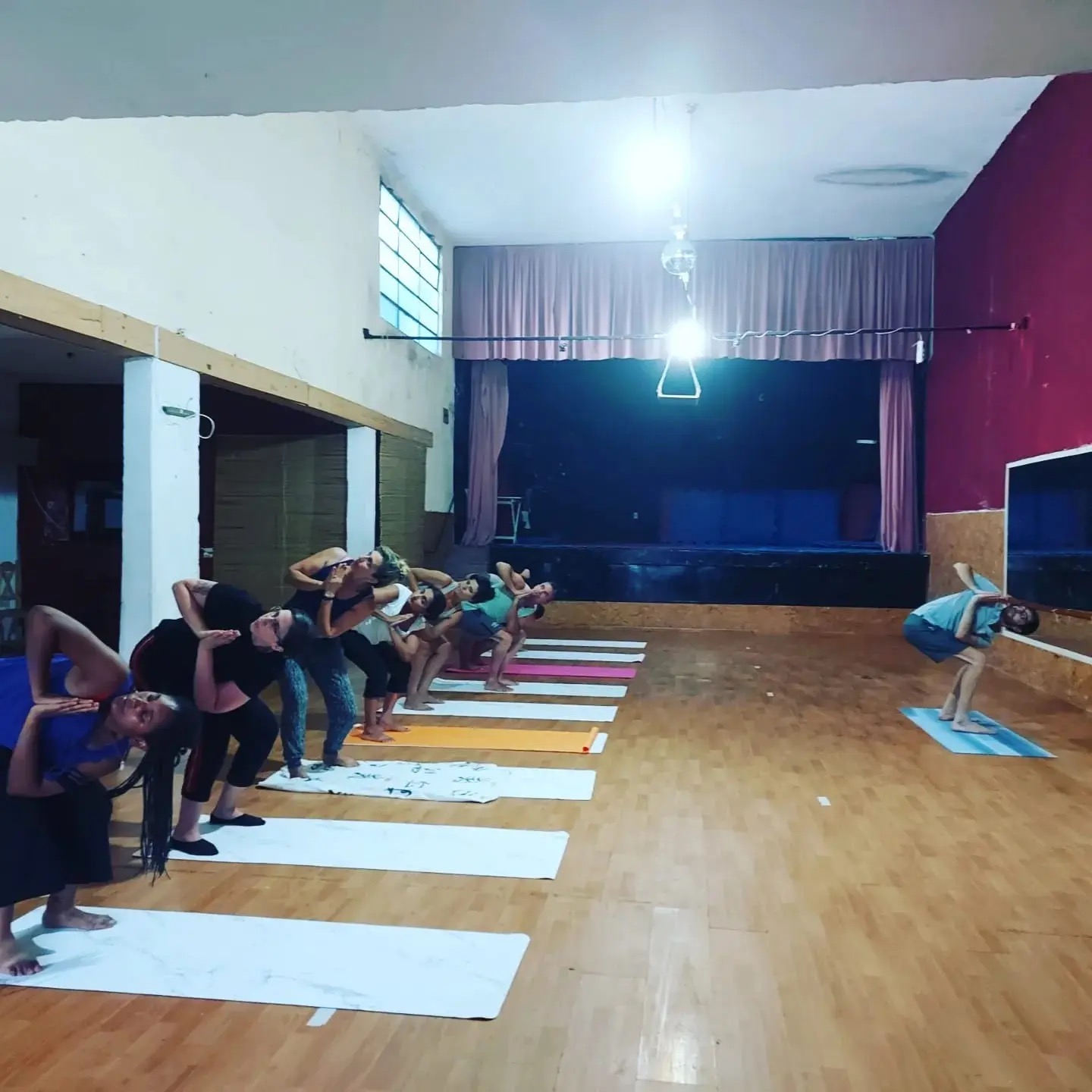 HATHA YOGA DANILO MIER  