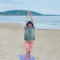 HATHA YOGA DANILO MIER 